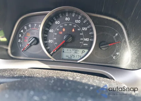 2014 Toyota Rav4 Xle z USA, uszkodzony, nr VIN JTMWFREV1ED027113